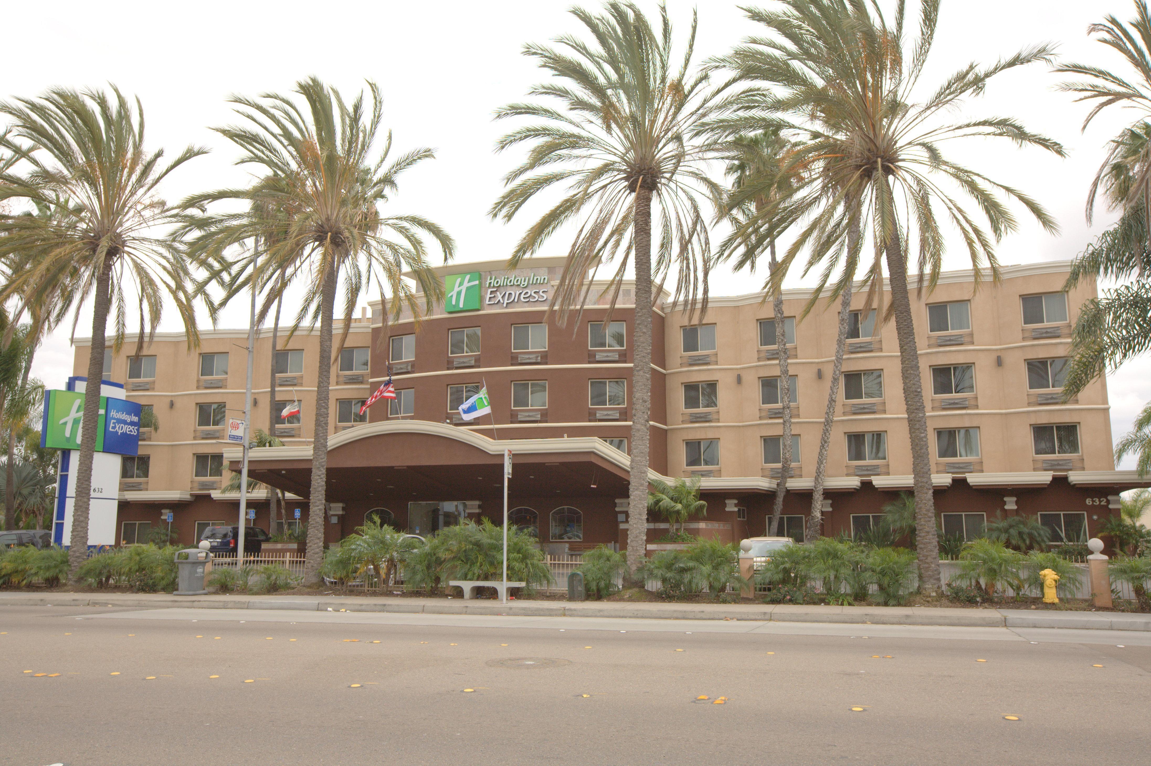 Holiday Inn Express San Diego South - Chula Vista By Ihg Екстериор снимка