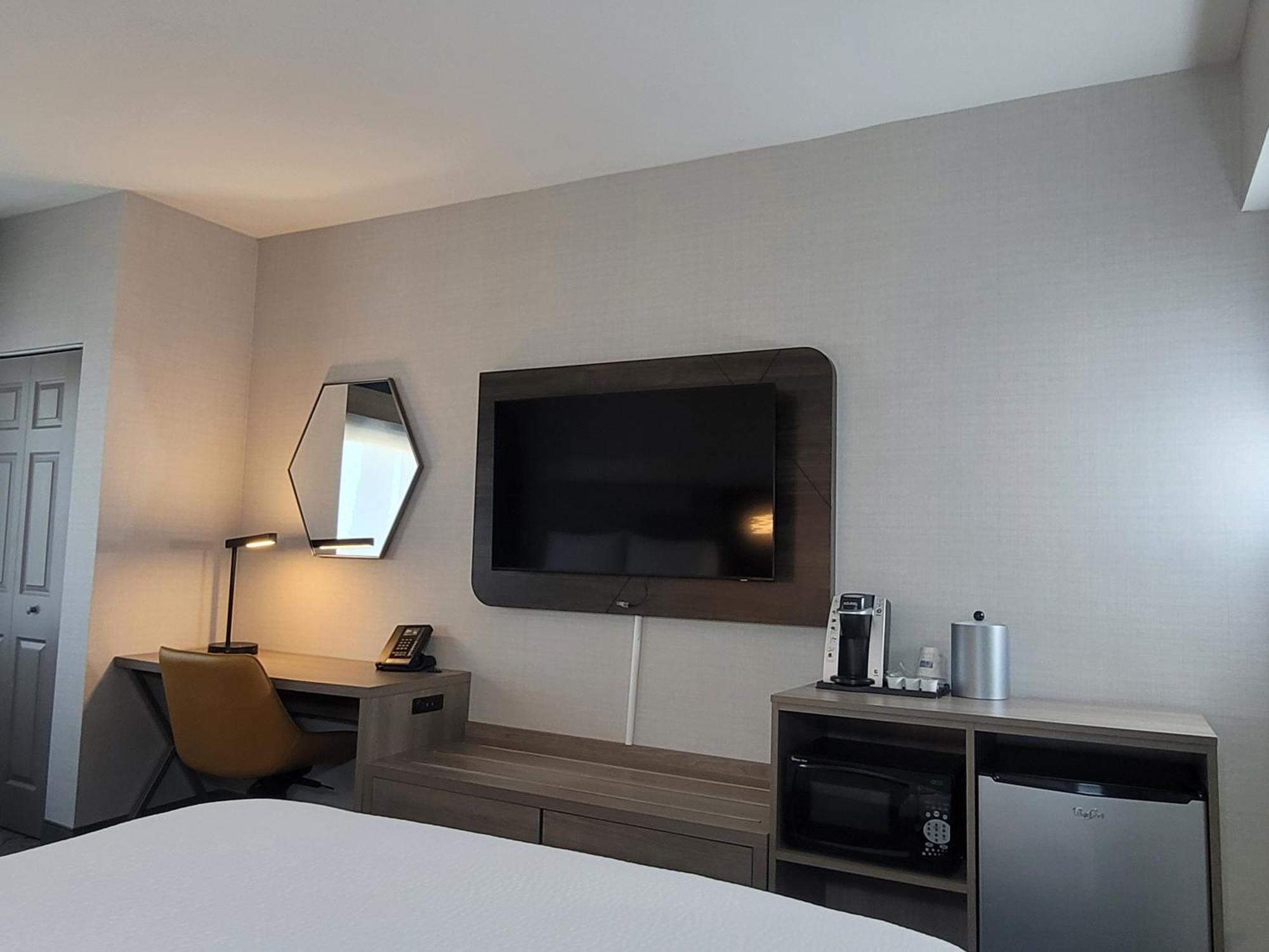 Holiday Inn Express San Diego South - Chula Vista By Ihg Екстериор снимка