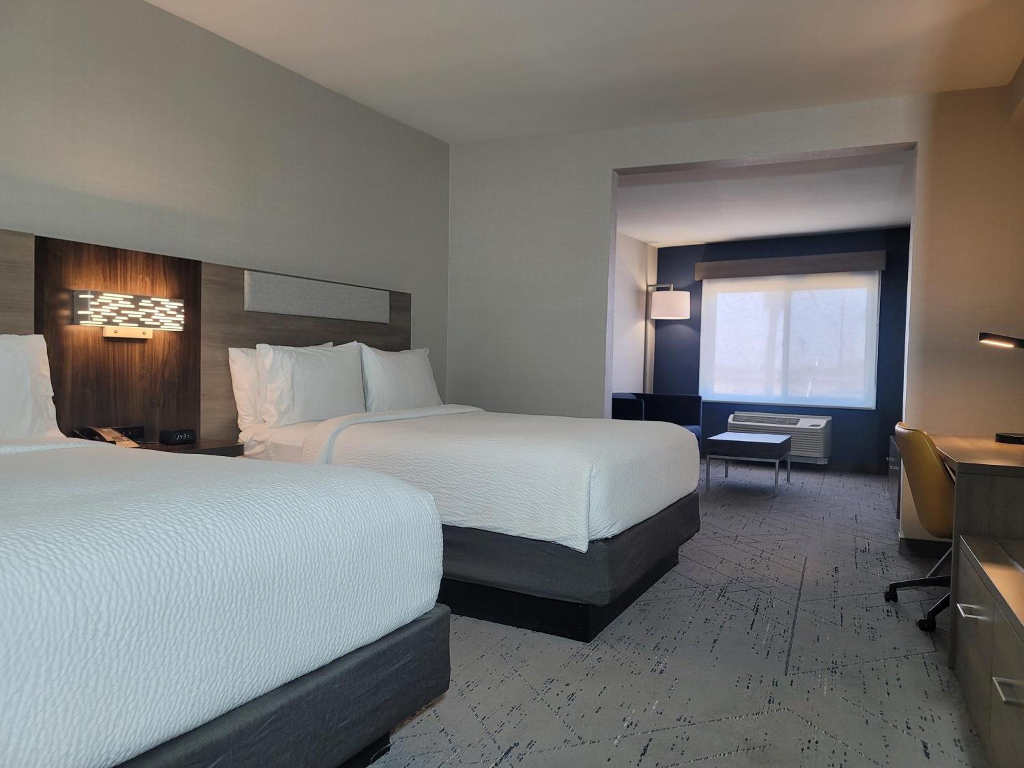 Holiday Inn Express San Diego South - Chula Vista By Ihg Екстериор снимка