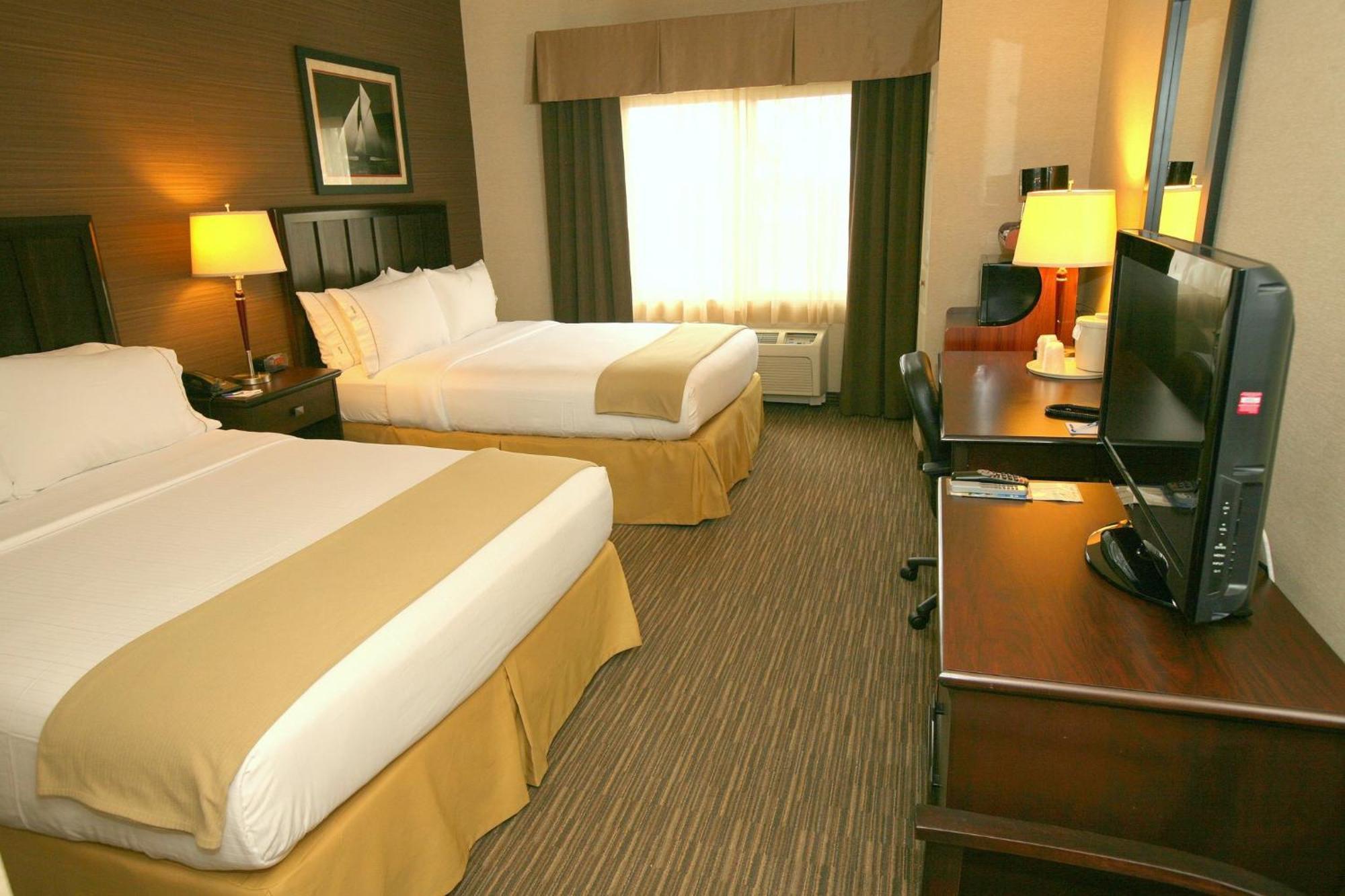 Holiday Inn Express San Diego South - Chula Vista By Ihg Екстериор снимка