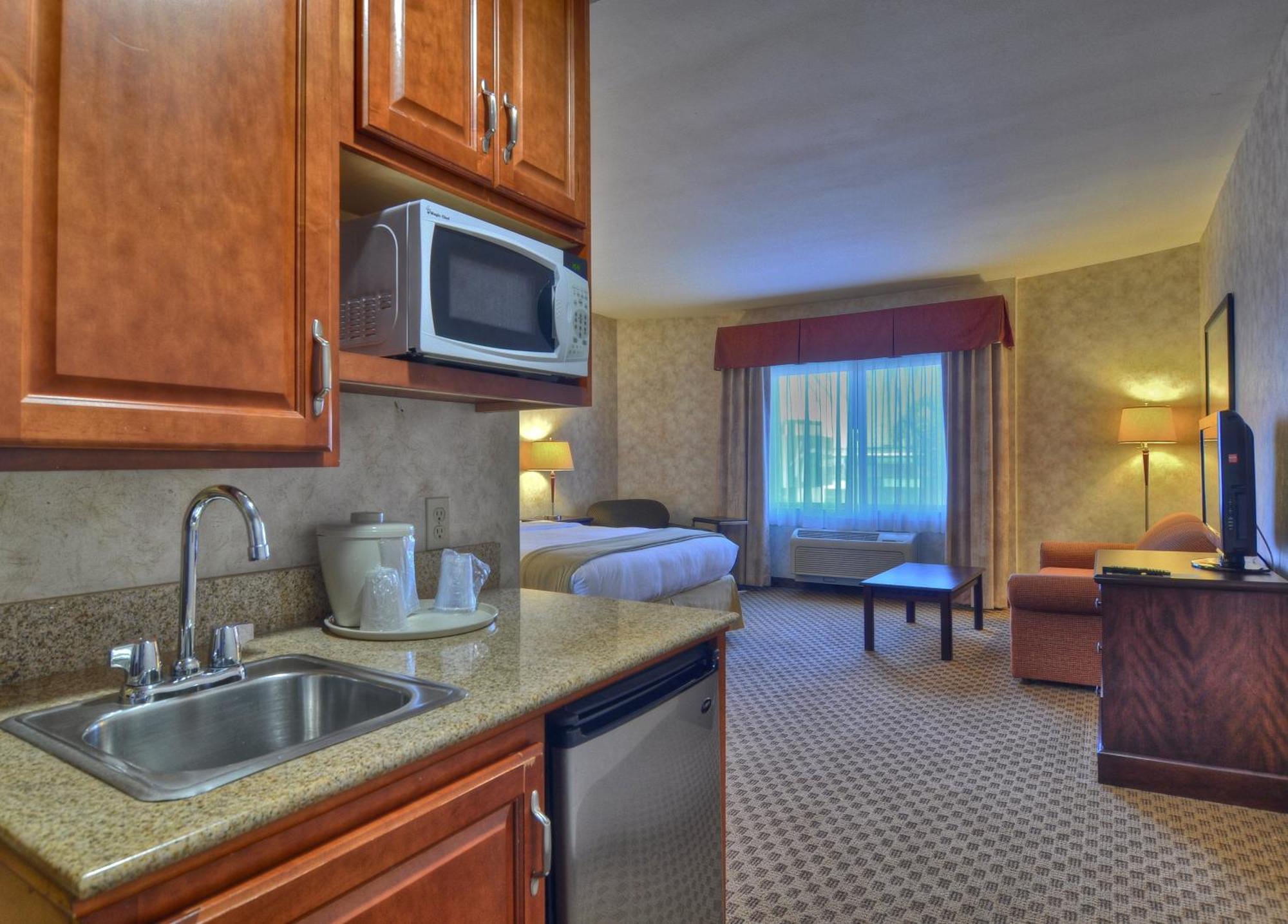 Holiday Inn Express San Diego South - Chula Vista By Ihg Екстериор снимка