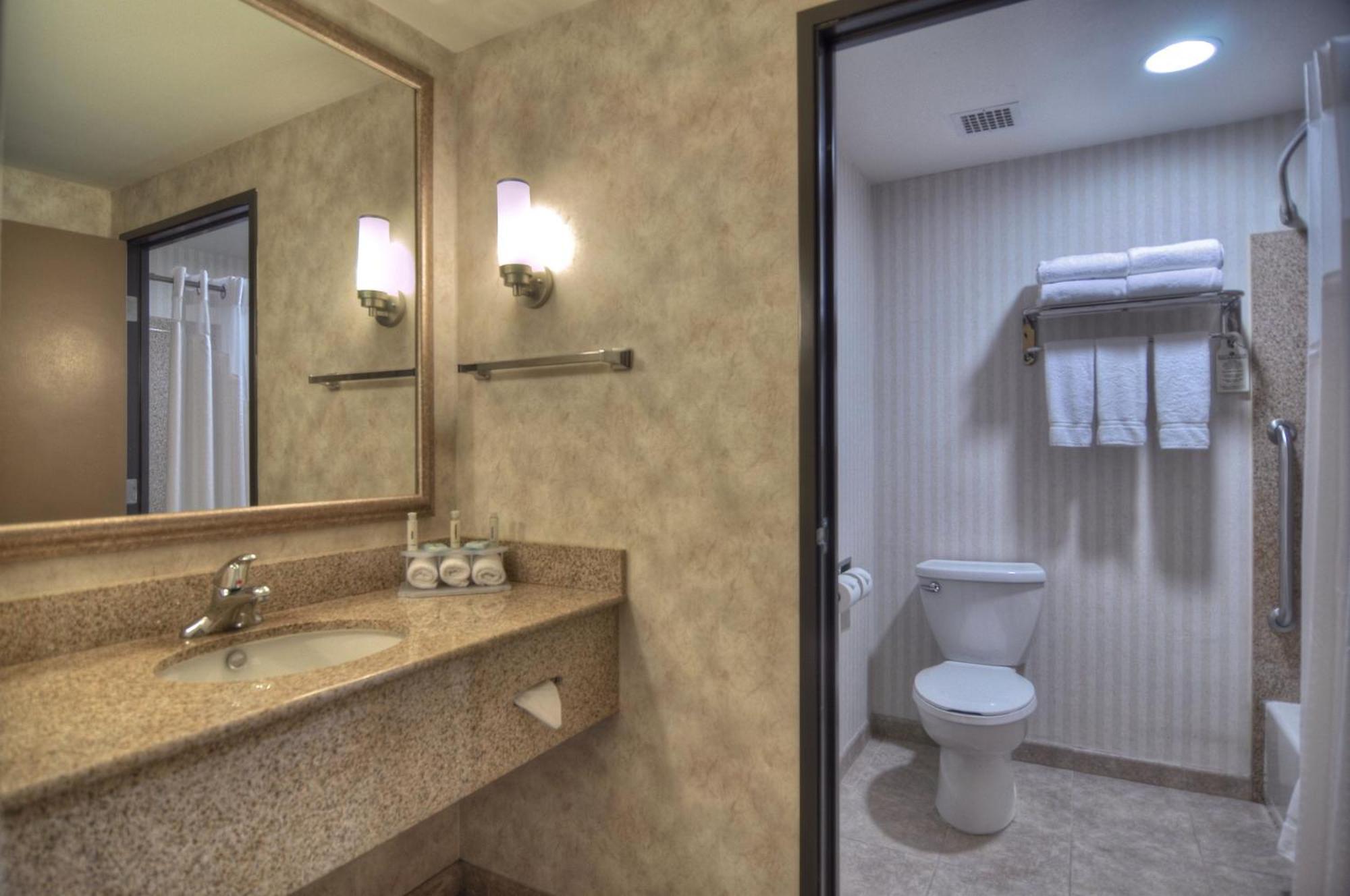 Holiday Inn Express San Diego South - Chula Vista By Ihg Екстериор снимка